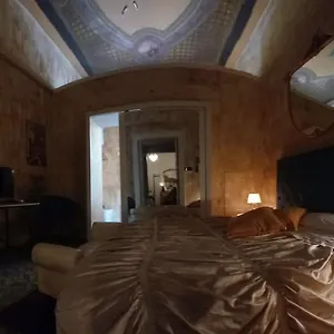 https://bb-morosoli-palace.taorminaitalyhotels.com