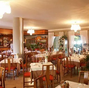 Albergo Ristorante Papa Peschiera del Garda Hotel